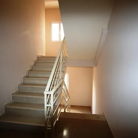 Appartement Butrinti