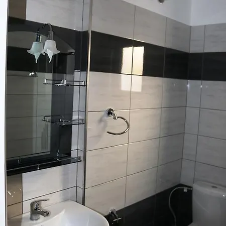 Appartement Butrinti *