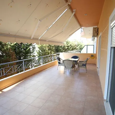 Butrinti Appartement